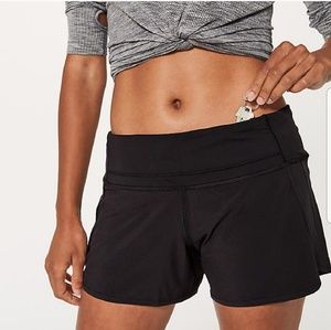 Lululemon groovy run times shorts